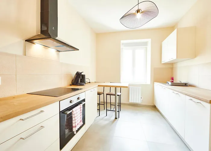 Ri-2 Et Spacieux 3 Pieces Confort A Centre Apartment